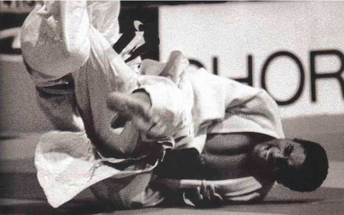 Combate de Héctor Rodríguez, primer campeón olímpico del judo cubano. Combate de Héctor Rodríguez, primer campeón olímpico del judo cubano.