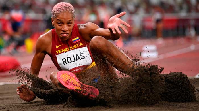 Yulimar Rojas, atleta venezolana de triple salto, en Tokio 2020. Yulimar Rojas, atleta venezolana de triple salto, en Tokio 2020.