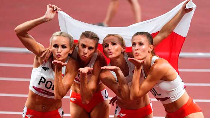 Polonia, medalla de plata en el relevo femenino 4x400 m en Tokio 2020. Polonia, medalla de plata en el relevo femenino 4x400 m en Tokio 2020.