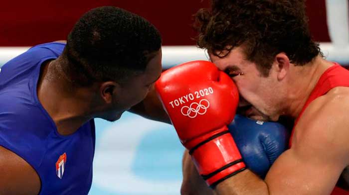 Danier Peró (Cuba) contra el estadounidense Richard Torrez. Danier Peró (Cuba) contra el estadounidense Richard Torrez.