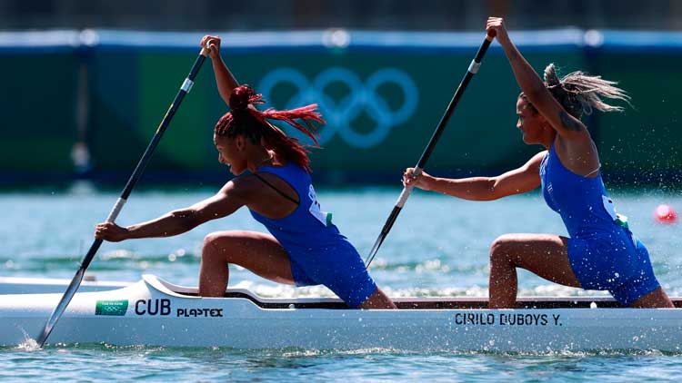 Canoístas cubanas Katherin Nuevo y Yarislidys Cirilo en la final del C-2 a 500 metros en Tokio 2020. Canoístas cubanas Katherin Nuevo y Yarislidys Cirilo en la final del C-2 a 500 metros en Tokio 2020.