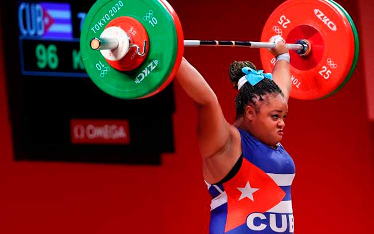 Eyurkenia Duverger, de Cuba, en la división de más de 87 kg de las pesas. Eyurkenia Duverger, de Cuba, en la división de más de 87 kg de las pesas.