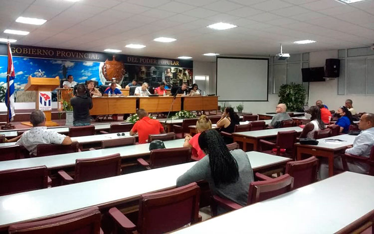 Encuentro de conclusiones del recorrido de la dirección nacional del INDER por Villa Clara. Encuentro de conclusiones del recorrido de la dirección nacional del INDER por Villa Clara.