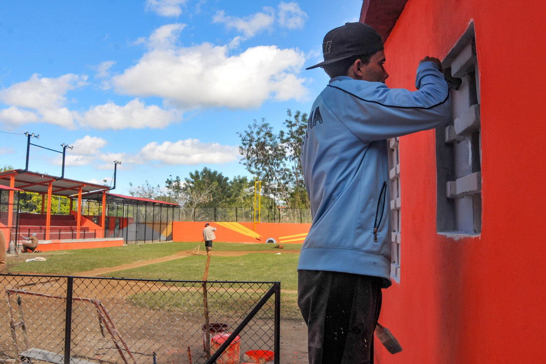 Reparación del estadio infantil Natilla Jiménez.