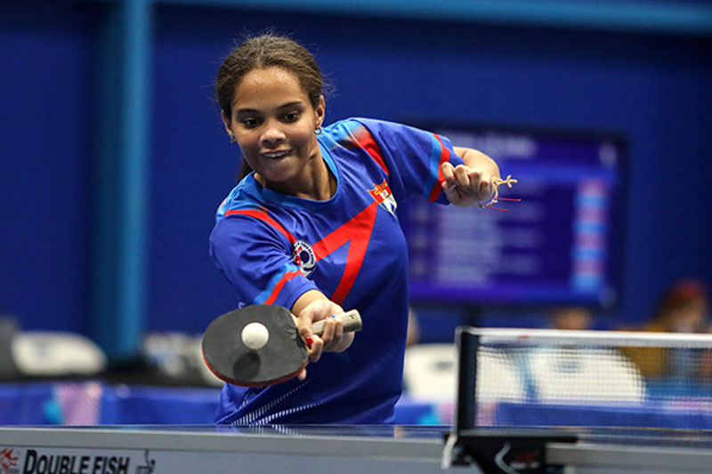 Estela Crespo, segundo lugar individual en el campeonato nacional de tenis de mesa.
