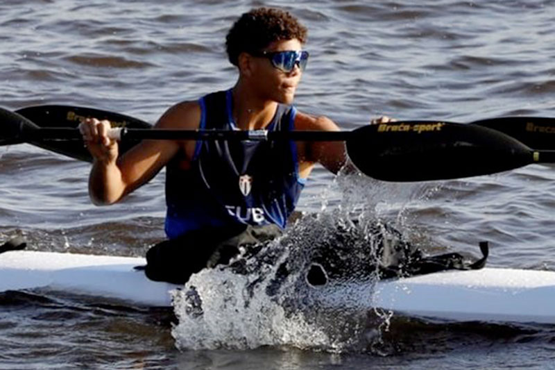 Anthony Lamadrid, integrante del K4 a 500 metros, plata cubana en Asunción 2025.