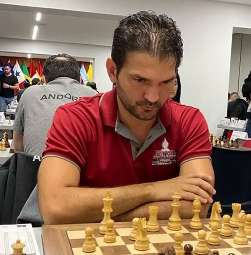 Gran Maestro Ermes Espinosa.