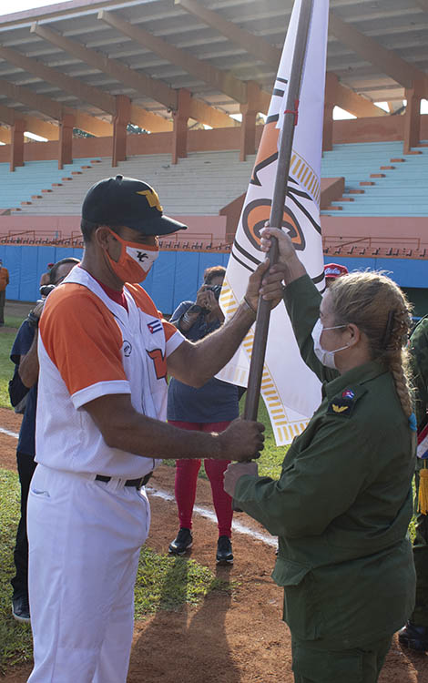 Abanderamiento Equipo de Béisbol Villa Clara Abanderamiento Equipo de Béisbol Villa Clara