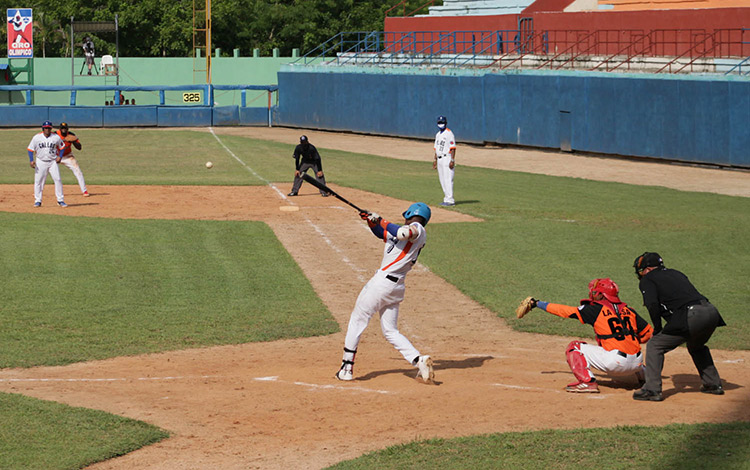 Momento del tercer juego de la subserie Villa Clara contra Sancti Spíritus.