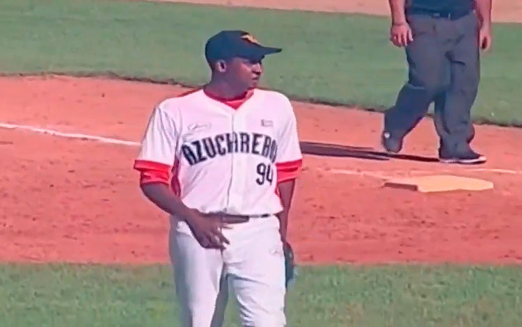 Yasmani Hernández, pitcher de Villa Clara, Yasmani Hernández, pitcher de Villa Clara,