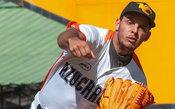 Pablo Luis Guillén, pitcher de Villa Clara.