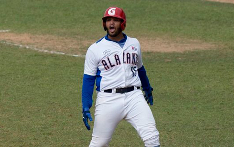 Guillermo García, pelotero del equipo Granma. Guillermo García, pelotero del equipo Granma.