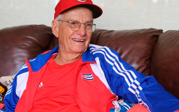 Pedro Chávez anciano en la tranquilidad de su hogar. Pedro Chávez anciano en la tranquilidad de su hogar.