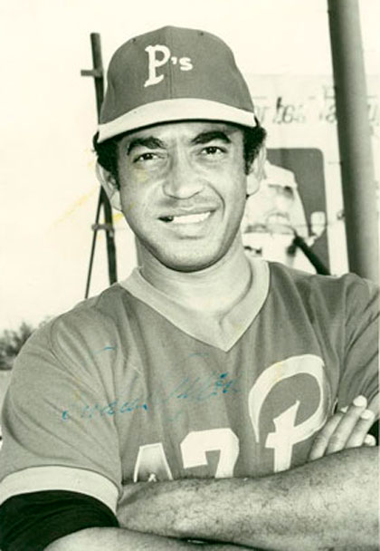 Andrés Ayón Brown, pelotero cubano. Andrés Ayón Brown, pelotero cubano.