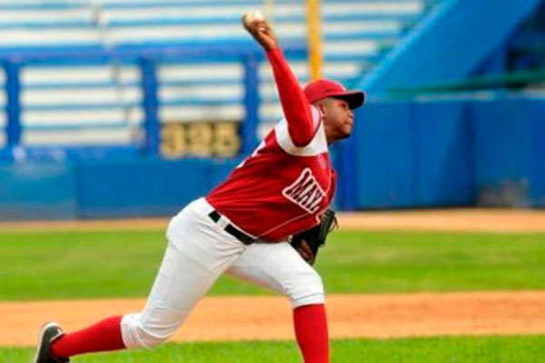 Marlon Vega, lanzador de Mayabeque.