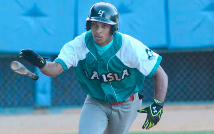Eliseo Rojas, pelotero de la Isla de la Juventud. Eliseo Rojas, pelotero de la Isla de la Juventud.
