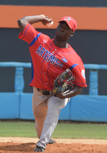 Elián Moreno, perdedor del cuarto juego entre Artemisa y Villa Clara en la 61 Serie Nacional de Béisbol. Elián Moreno, perdedor del cuarto juego entre Artemisa y Villa Clara en la 61 Serie Nacional de Béisbol.