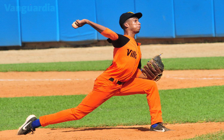 Yan Cabrera, lanzador ganador por Villa Clara. Yan Cabrera, lanzador ganador por Villa Clara.