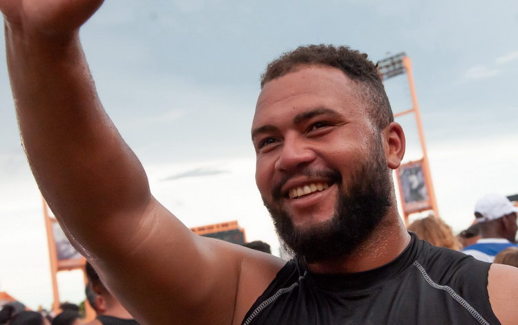 Mailon Tomás Alonso, capitán del equipo Villa Clara, campeón nacional del béisbol sub-23. Mailon Tomás Alonso, capitán del equipo Villa Clara, campeón nacional del béisbol sub-23.