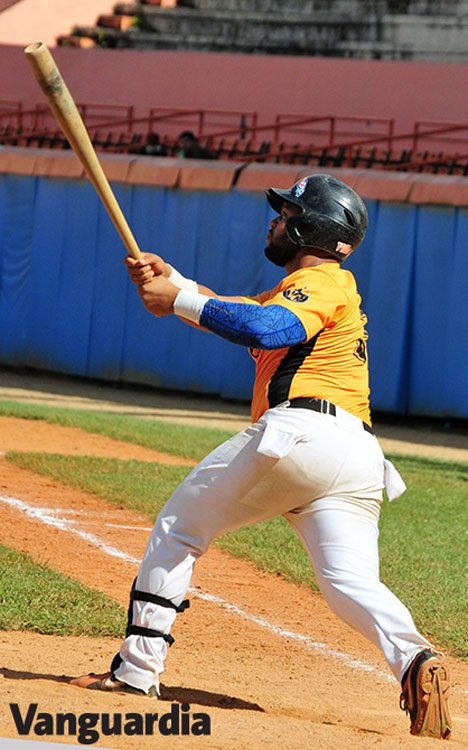 Mailon Tomás Alonso lidera a los bateadores.