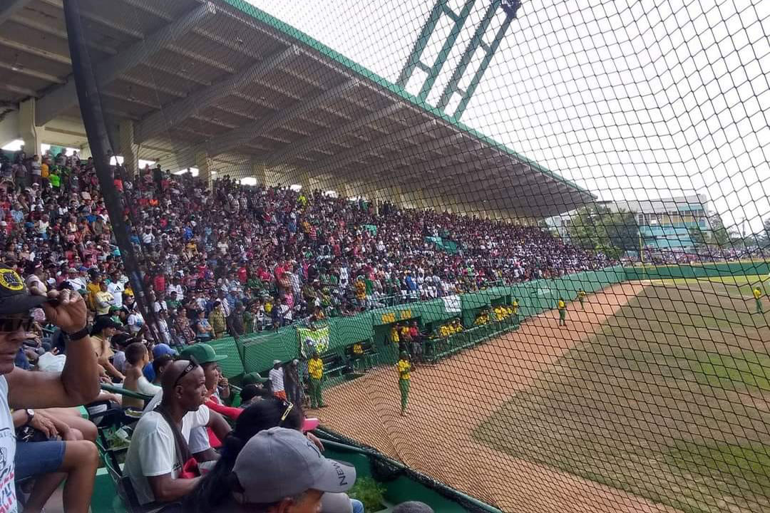 La afición respaldó al equipo líder de la 63 SNB en el estadio Capitán San Luis, de Pinar del Río.