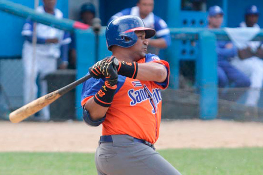 Frederich Cepeda, pelotero cubano.