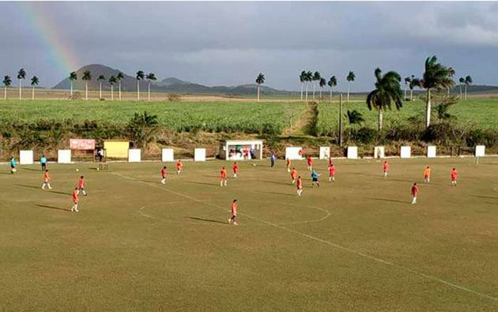 Juego entre Santiago de Cuba y Villa Clara en el Torneo de Clausura de la 105 Liga Nacional de Fútbol. Juego entre Santiago de Cuba y Villa Clara en el Torneo de Clausura de la 105 Liga Nacional de Fútbol.