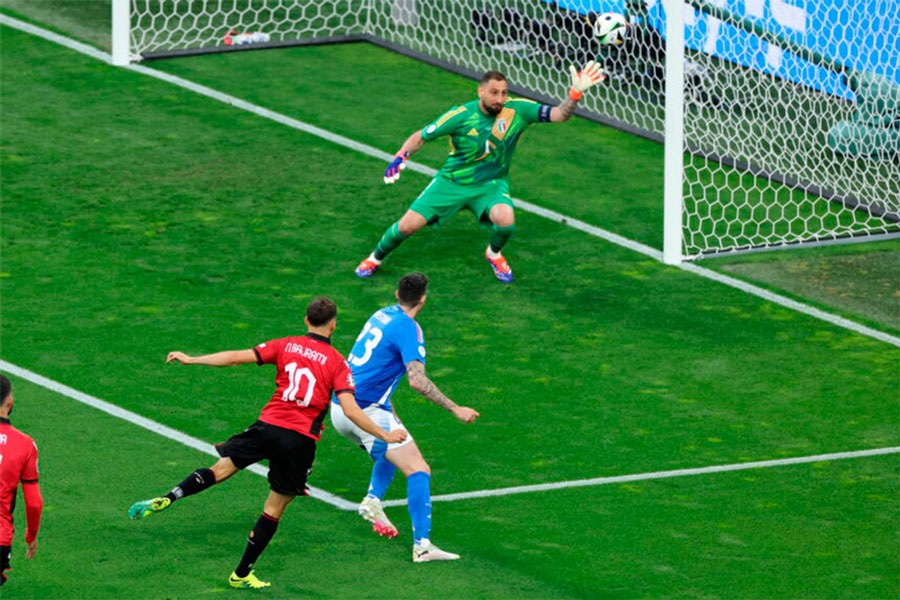 Nedim Bajrami, de Albania, anotó contra Italia el gol más rápido de las Eurocopas.
