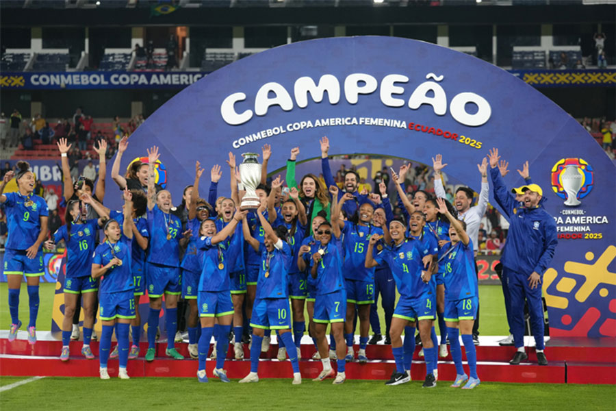 Las brasileñas celebraron la novena Copa América de su país.
