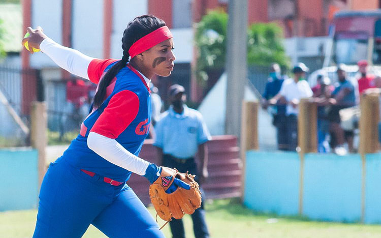 Yilian Tornés, por mucho la mejor lanzadora del torneo. (Foto: Carolina Vilches Monzón). Yilian Tornés, por mucho la mejor lanzadora del torneo. (Foto: Carolina Vilches Monzón).