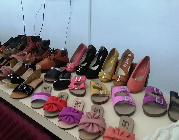 Producciones de Zapatos Jonas, en Villa Clara. Producciones de Zapatos Jonas, en Villa Clara.
