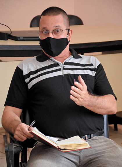 Abel Sarduy Quintanilla, profesor de la Carrera de Contabilidad y Finanzas de la UCLV. Abel Sarduy Quintanilla, profesor de la Carrera de Contabilidad y Finanzas de la UCLV.