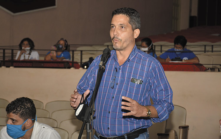 Luis Antonio Barranco, vice rector primero de la UCLV. Luis Antonio Barranco, vice rector primero de la UCLV.