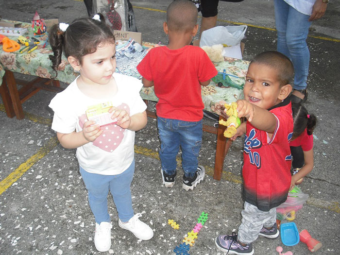 Niños jugando