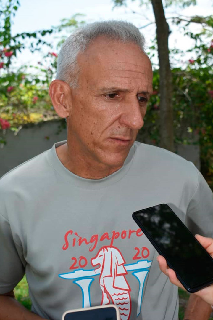 Francisco Hernández González, profesor de Informática y entrenador de los concursos a nivel provincial.