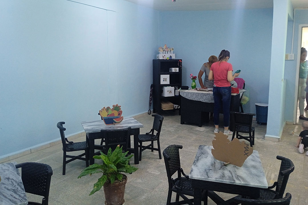 Salón de la casita infantil Amigos de las FAR.