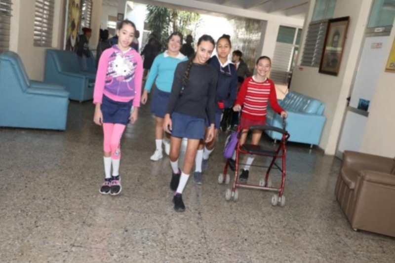 Alumnos de la escuela Solidaridad con Panamá.