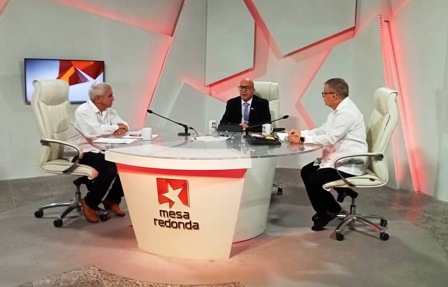 Mesa Redonda.