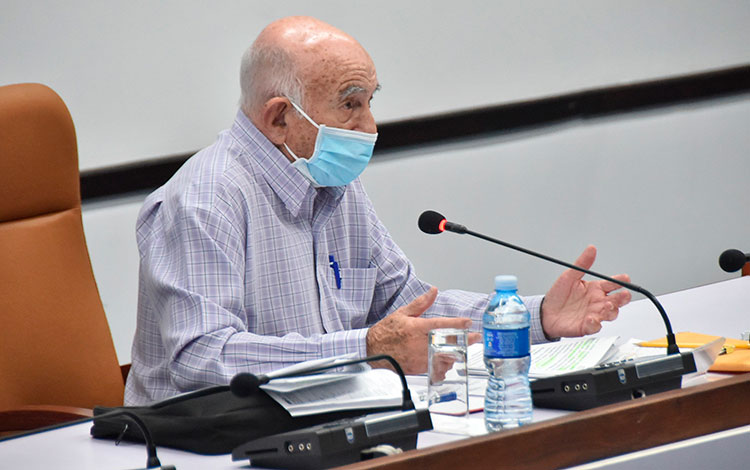 José Ramón Machado Ventura, segundo secretario del CCPCC, interviene en reunión del Consejo de Ministros de Cuba. José Ramón Machado Ventura, segundo secretario del CCPCC, interviene en reunión del Consejo de Ministros de Cuba.