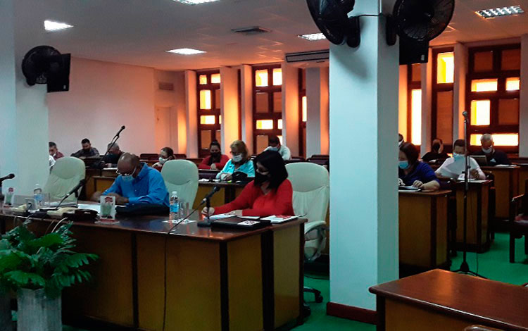 Diputados de Villa Clara analizan proyectos de ley mediante videoconferencia. Diputados de Villa Clara analizan proyectos de ley mediante videoconferencia.