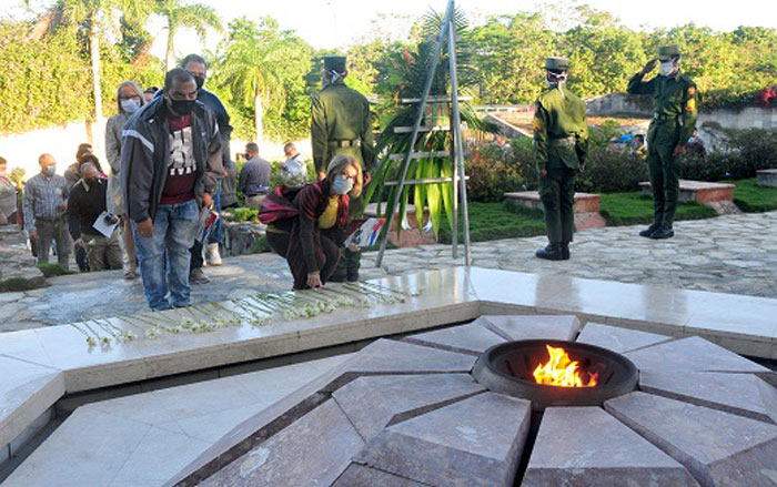 Homenaje a combatientes del Frente de Las Villas. Homenaje a combatientes del Frente de Las Villas.