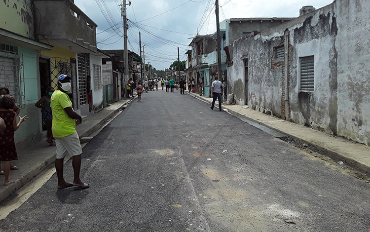 Reparación de calle en el Condado, Santa Clara. Reparación de calle en el Condado, Santa Clara.
