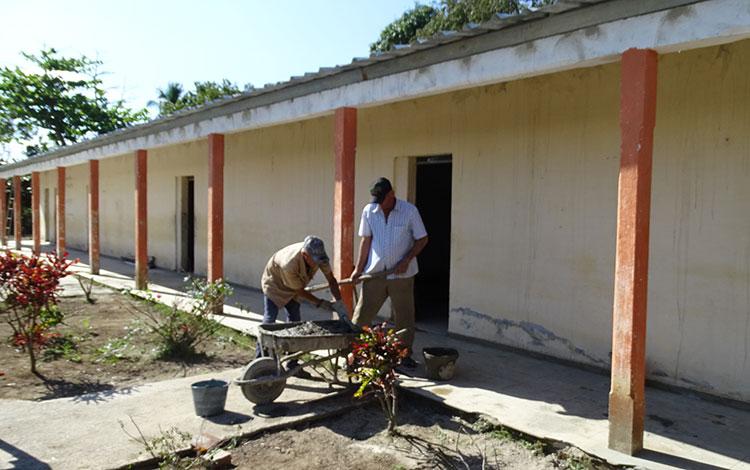 Remodelación de la escuela Carlos Caraballo, de Jorobana, en Manicaragua. Remodelación de la escuela Carlos Caraballo, de Jorobana, en Manicaragua.