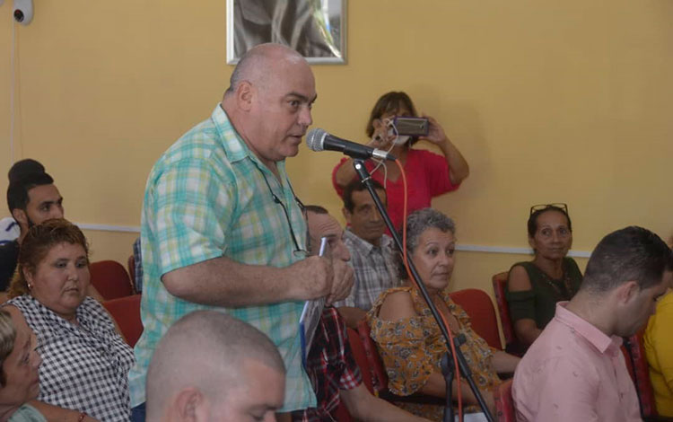 Iban Higuera García, intendente de Camajuaní, Villa Clara. Iban Higuera García, intendente de Camajuaní, Villa Clara.