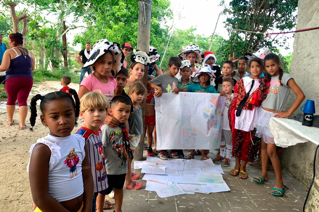 Niños en comunidad de Santa Clara.