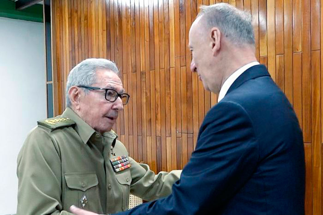 General de Ejército Raúl Castro Ruz y Nikolái P. Patrushev.