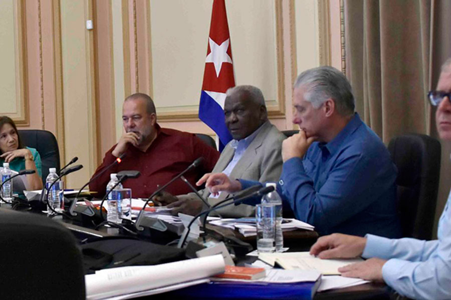 Manuel Marrero Cruz, Esteban Lazo Hernández y Miguel Díaz-Canel Bermúdez.