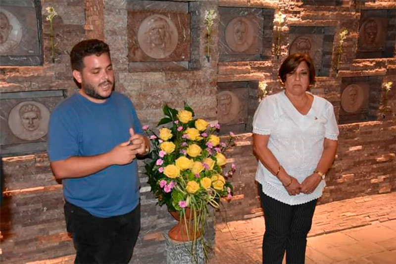 Homenaje al Che en el Mausoleo.