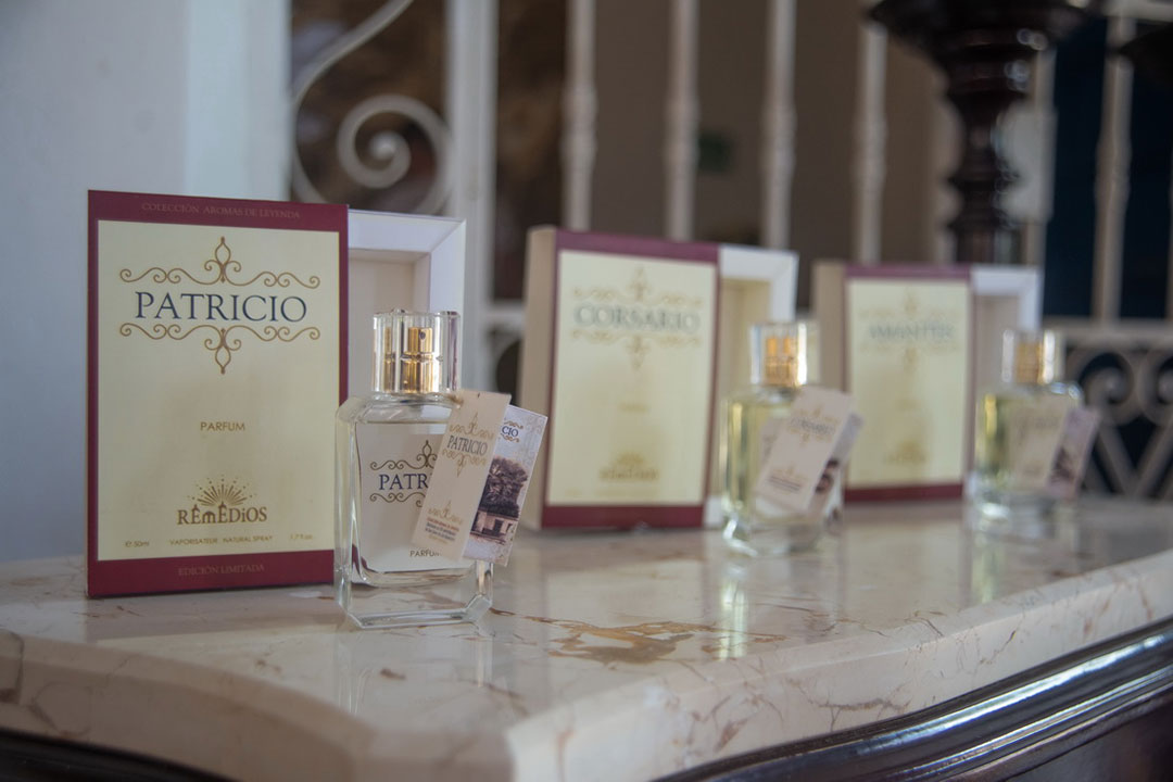 Colección de fragancias de Remedios.