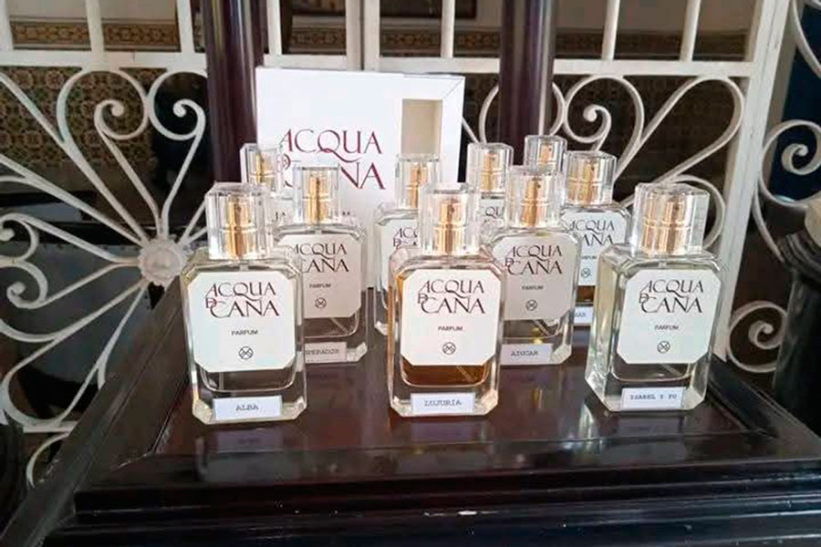 Colección de perfumes Acgua D Caña.